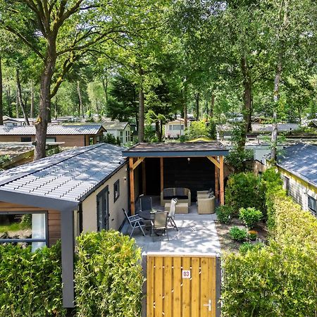 Veluwe Hoenderloo Luxury Chalet With Private Sauna And Hot Tub - Swimming Pool Tennis Court Supermarket Bowling Alley Theatre And Entertainment For Children Екстериор снимка