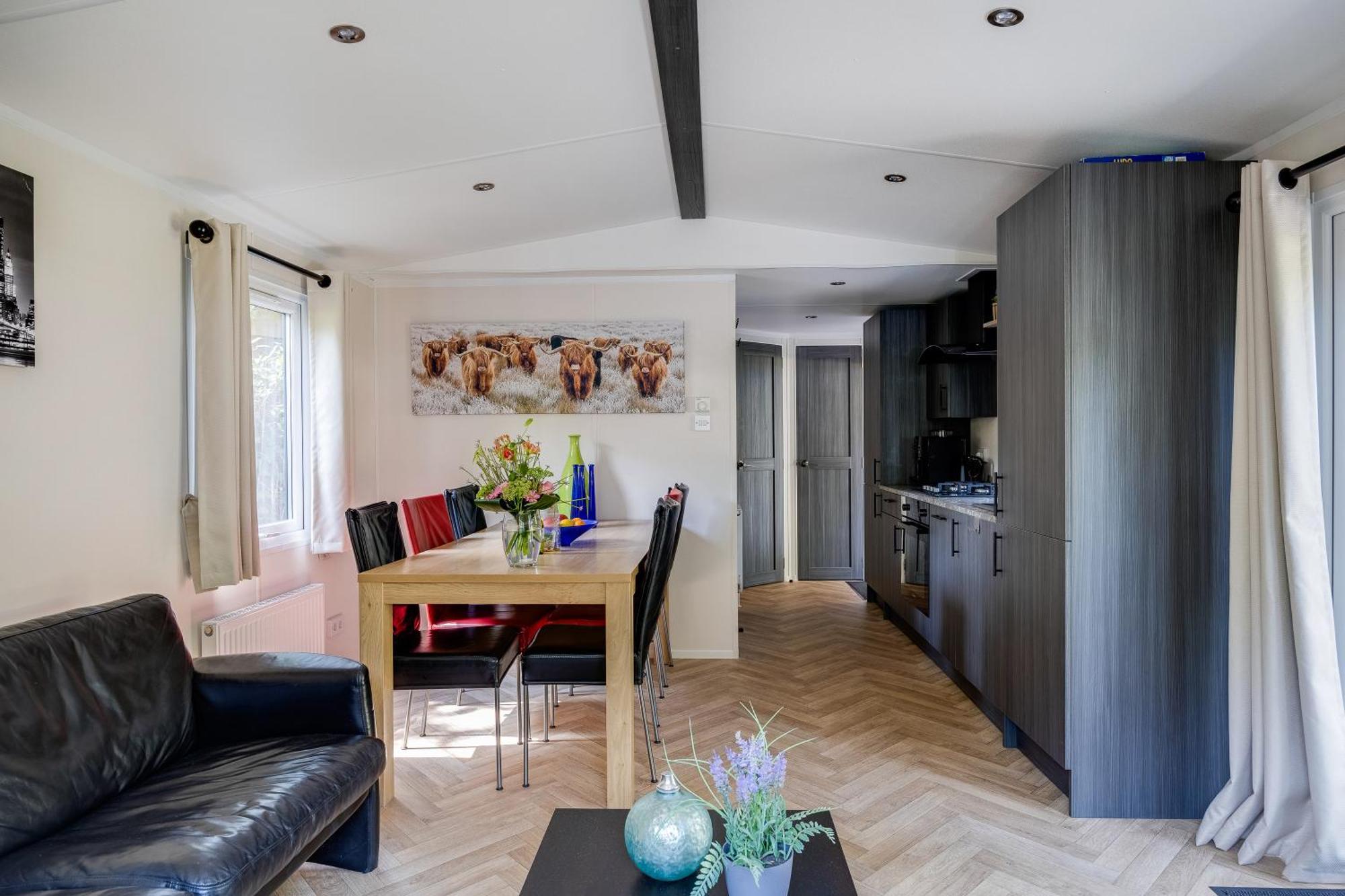 Veluwe Hoenderloo Luxury Chalet With Private Sauna And Hot Tub - Swimming Pool Tennis Court Supermarket Bowling Alley Theatre And Entertainment For Children Екстериор снимка