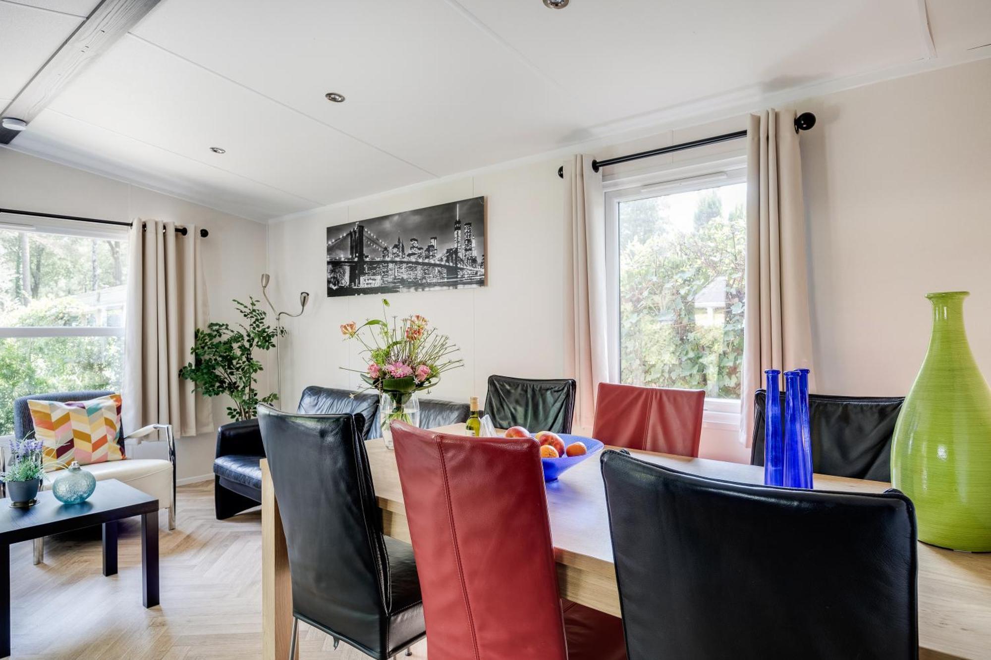 Veluwe Hoenderloo Luxury Chalet With Private Sauna And Hot Tub - Swimming Pool Tennis Court Supermarket Bowling Alley Theatre And Entertainment For Children Екстериор снимка